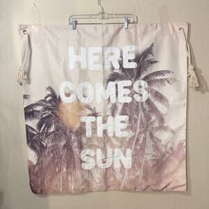 Pottery barn teen girl bedroom “here comes the sun” beachy wall tapestry